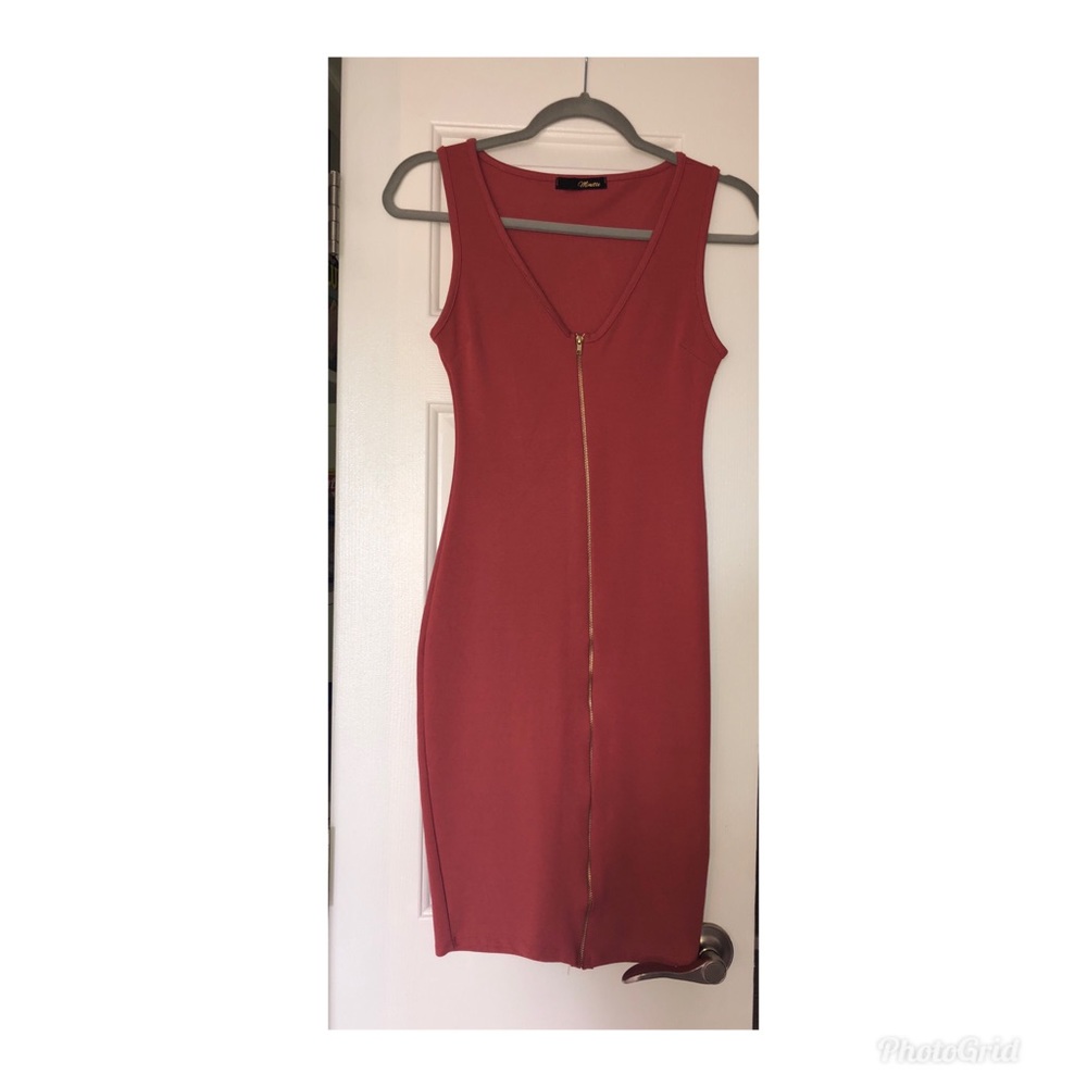 Coral Sleeveless V Neck Zipper Dress